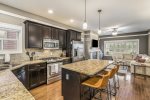 Luxurious Kitchen Amenities Ensure Your Family Meals Will Be Savored